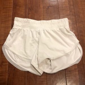 white lululemon shorts